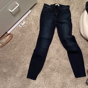 Lagence crop skinny size 25